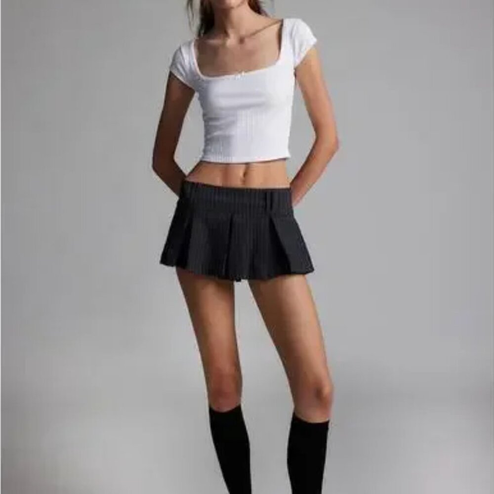 Urban Outfitters Kimchi Blue Y2K 2000s Pinstripe Pleated Skort – XL Like New